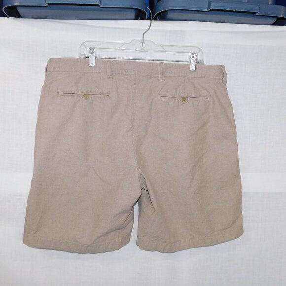 LL Bean Mens Standard Fit 40 Brown Tan Casual Shorts - Picture 6 of 9